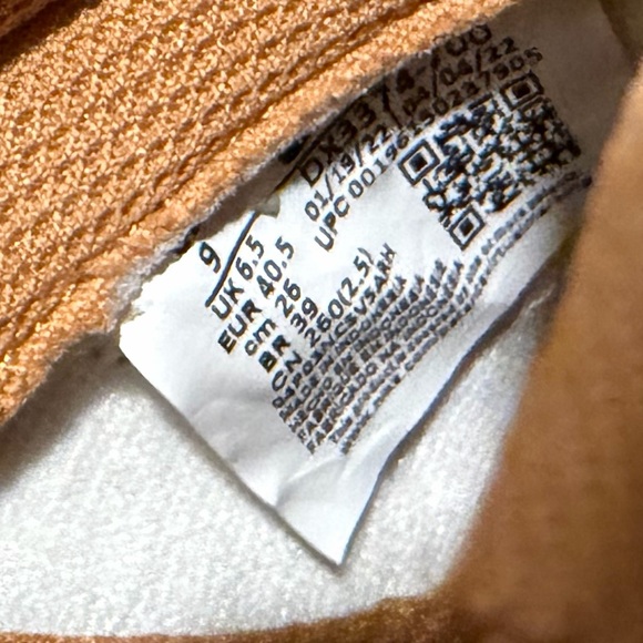 Nike Quilted Sneakers - Picture 4 of 4